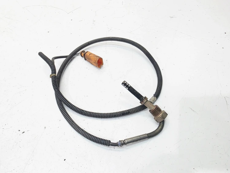 CZUJNIK TEMPERATURY SPALIN AUDI A4 B7 A6 C6 2.0 TDI 03G906088BA