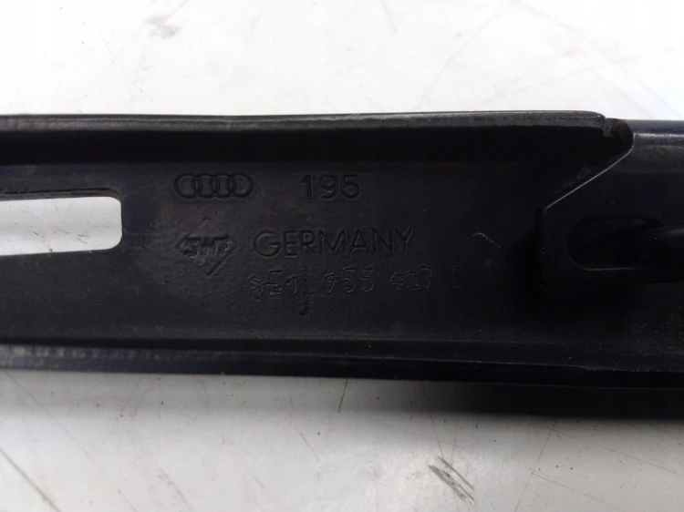 RAMIĘ WYCIERACZKI LEWE AUDI A4 B6 B7 8E1955407C