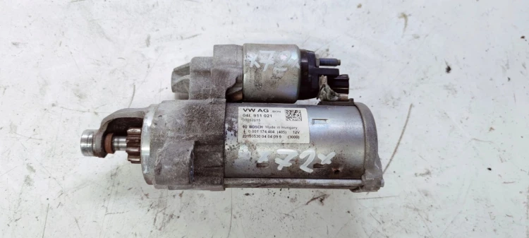 ROZRUSZNIK AUDI A4 B8 A5 8T 2.0 TDI 04L911021 *72*
