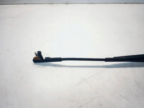 RAMIĘ WYCIERACZKI LEWY PRZÓD AUDI A3 8P 8P1955409B