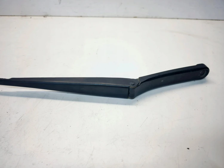 RAMIĘ WYCIERACZKI LEWY PRZÓD AUDI A3 8P 8P1955409B