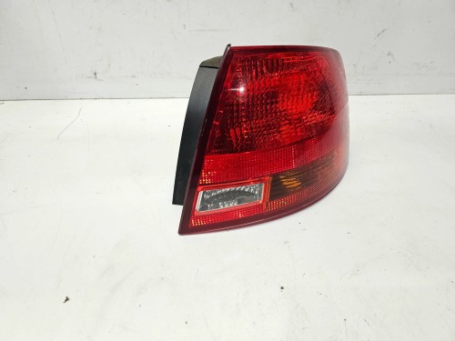 LAMPA PRAWY TYŁ W BŁOTNIK AUDI A4 B7 KOMBI AVANT 8E9945096E ORYGINAŁ