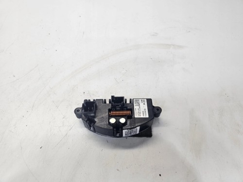 REZYSTOR OPORNIK DMUCHAWY AUDI A4 A5 Q5 8T0820521A