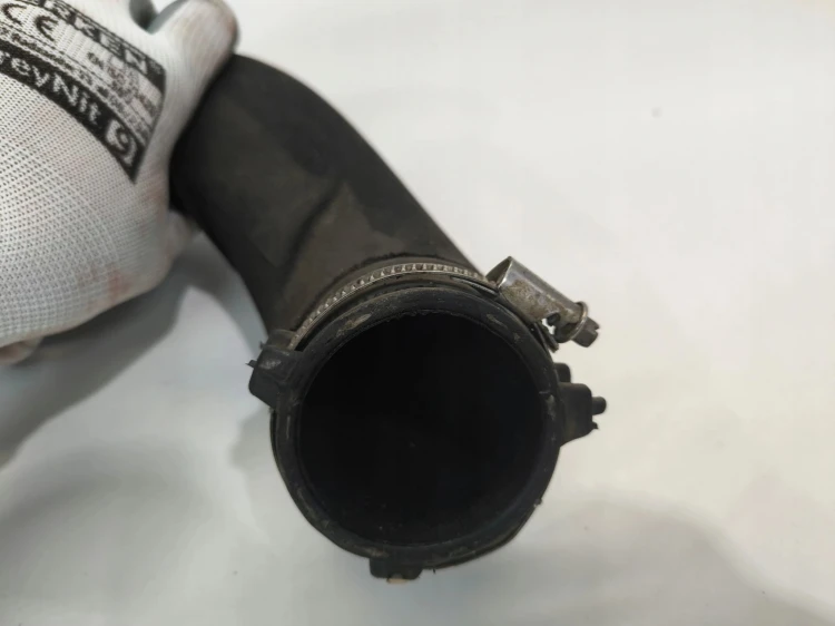 RURA WĄŻ INTERCOOLERA AUDI A4 B8 A5 8T 8K0145737H ORYGINAŁ !!!