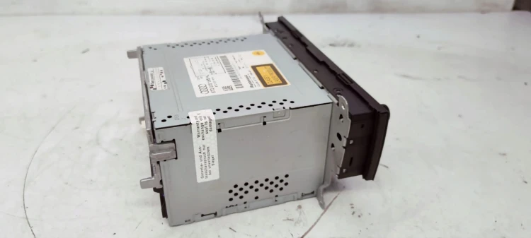 RADIO AUDI SYMPHONY CD AUDI A4 B8 A5 Q5 8T2035195H
