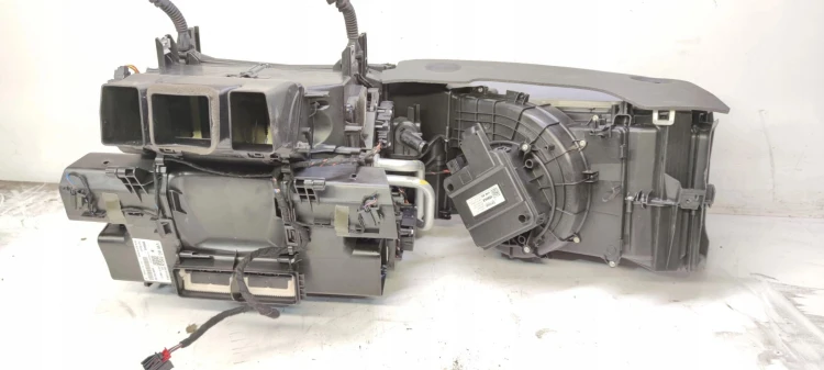 NAGRZEWNICA KOMPLETNA AUDI A4 B9 8W2816005G UK