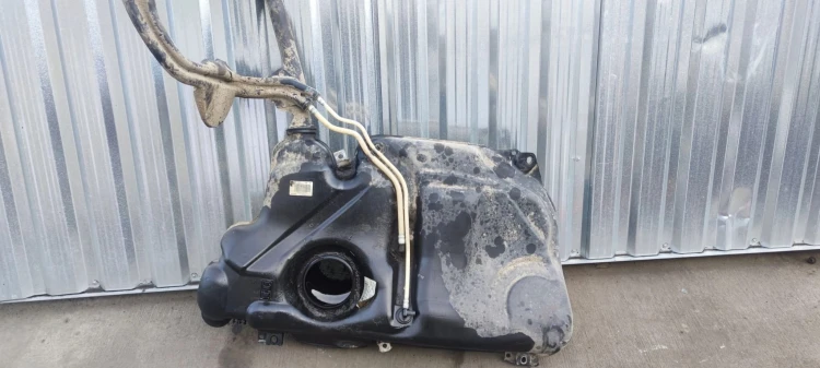 BAK ZBIORNIK PALIWA AUDI A1 1.6 TDI 6R0201021AK