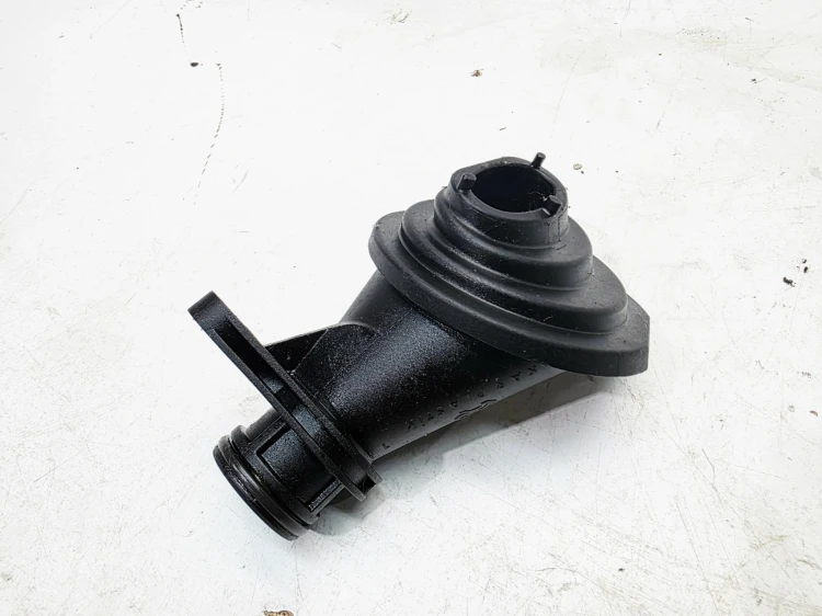 RURKA SMOK SSAK OLEJU AUDI A4 B8 A5 8T Q5 8R A6 C7 A7 3.0 TFSI CRE