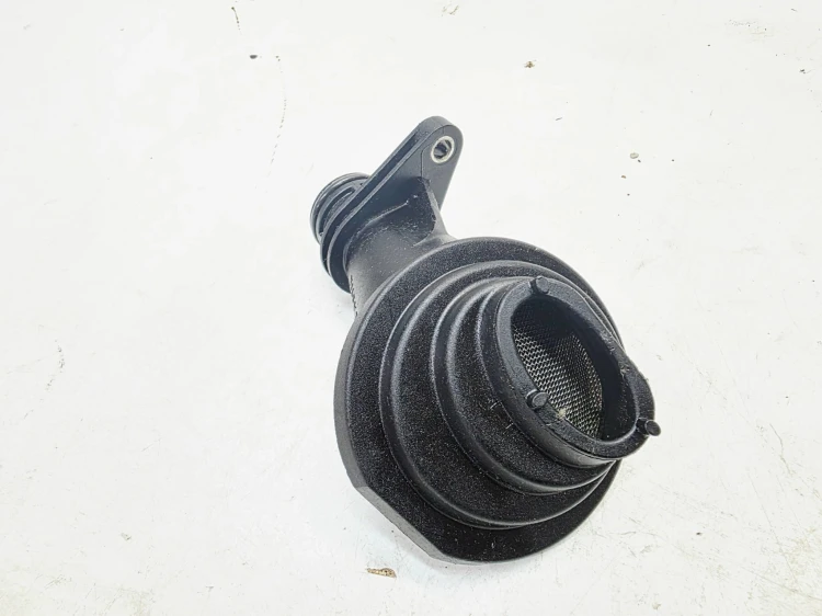 RURKA SMOK SSAK OLEJU AUDI A4 B8 A5 8T Q5 8R A6 C7 A7 3.0 TFSI CRE
