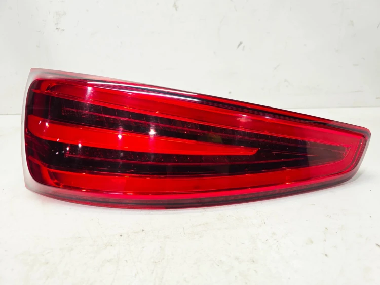 LAMPA LEWY TYŁ LED AUDI Q3 8U 8U0945093H