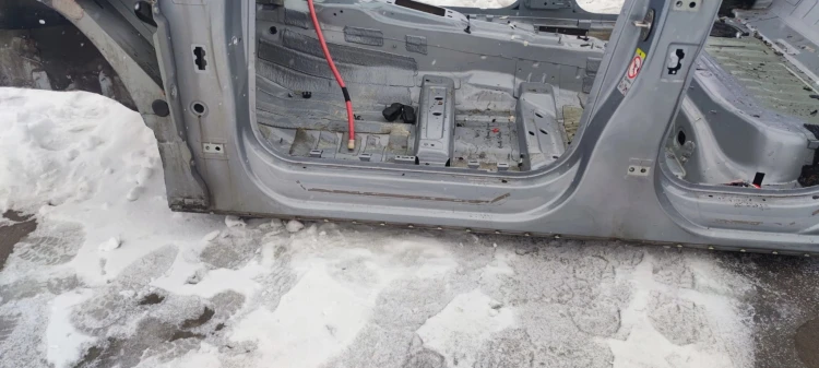 ĆWIARTKA PRÓG BOK LEWA STRONA AUDI Q5 8R 2008-2016