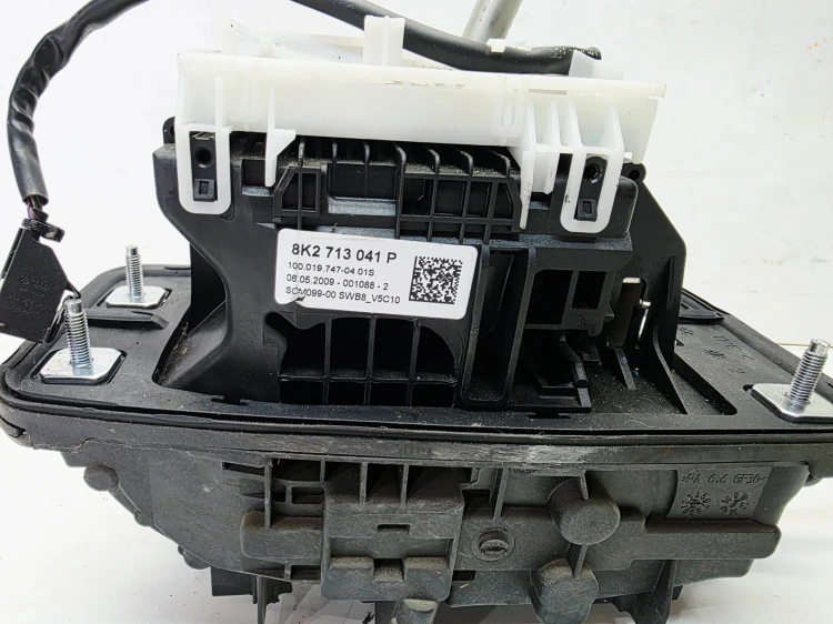 WYBIERAK LEWAREK ZMIANY BIEGÓW AUDI A4 B8 A5 8T 8K2713041P