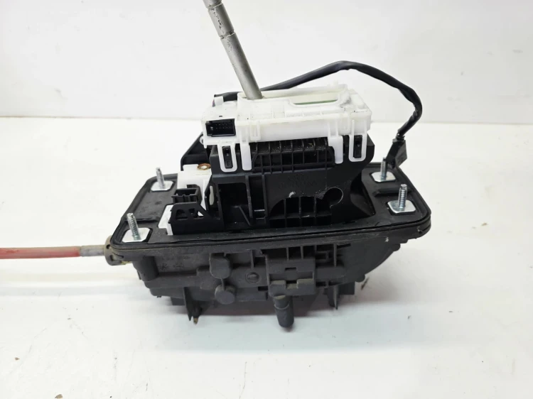 WYBIERAK LEWAREK ZMIANY BIEGÓW AUDI A4 B8 A5 8T 8K2713041P
