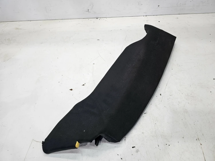 BOCZEK KANAPY PRAWY TYŁ AUDI A4 B8 A5 8T0857792 WELUR