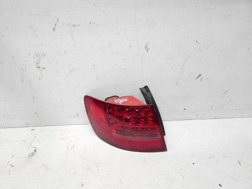 LAMPA LEWY TYŁ W BŁOTNIK LED AUDI A6 C6 4F9945095B ORYGINAŁ
