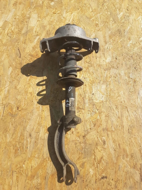 AMORTYZATOR PRAWY PRZÓD AUDI A4 B8 A5 8K0413031BF