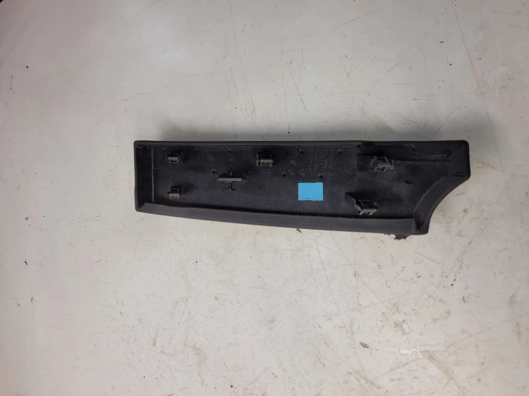 ZAŚLEPKA LISTWA SCHOWKA AUDI A8 D4 4H1857996