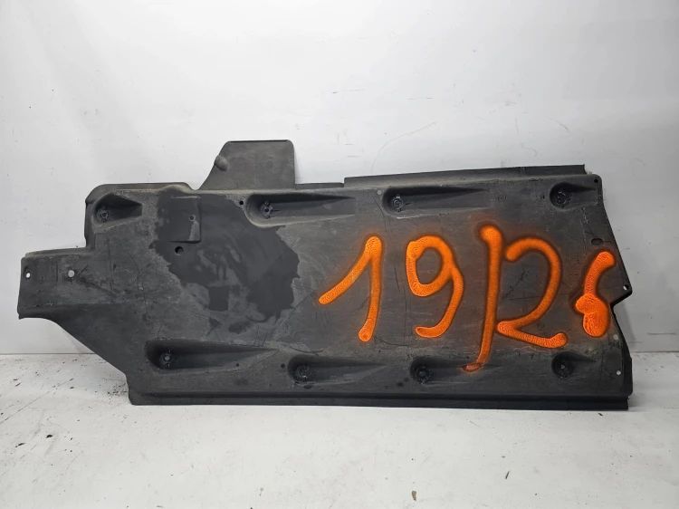 OSŁONA PŁYTA PODWOZIA PRAWA AUDI A1 VW 6R0825202 19/26