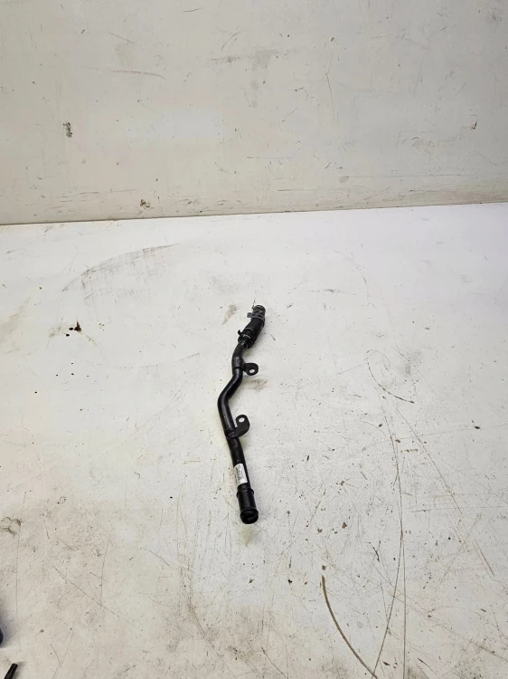 PRZEWÓD WODY AUDI A3 Q3 VW 2.0 TFSI 06Q121085D