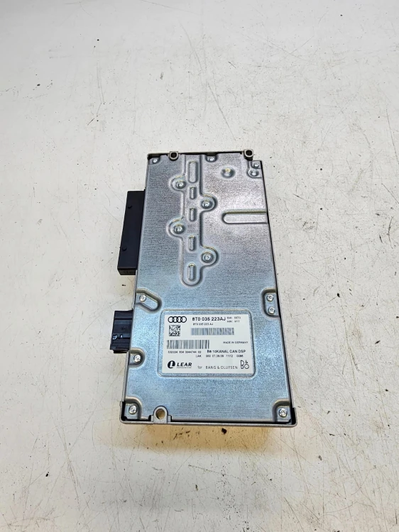 WZMACNIACZ BANG OLUFSEN AUDI A4 A5 Q5 8T0035223AJ
