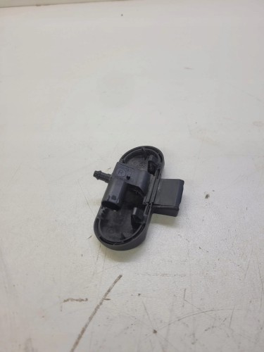 DYSZA SPRYSKIWACZA PRAWA AUDI A5 8T A4 8T0955988
