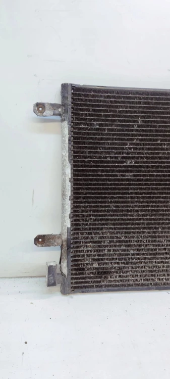 CHŁODNICA KLIMATYZACJI AUDI A4 B7 8E0260401Q