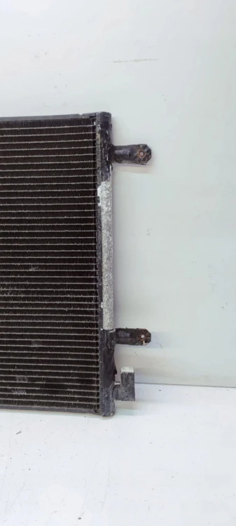 CHŁODNICA KLIMATYZACJI AUDI A4 B7 8E0260401Q