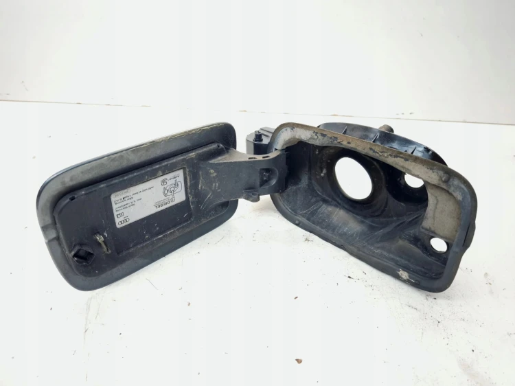 KLAPKA WLEWU PALIWA AUDI A4 B9 8W0809906A LX7R