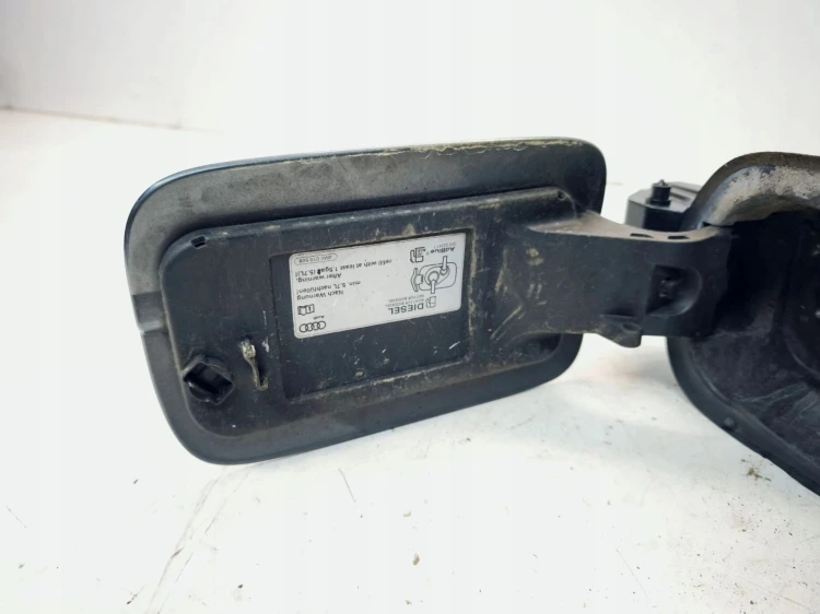 KLAPKA WLEWU PALIWA AUDI A4 B9 8W0809906A LX7R