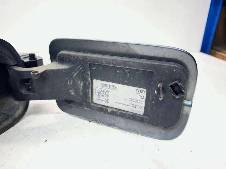 KLAPKA WLEWU PALIWA AUDI A4 B9 8W0809906A LX7R