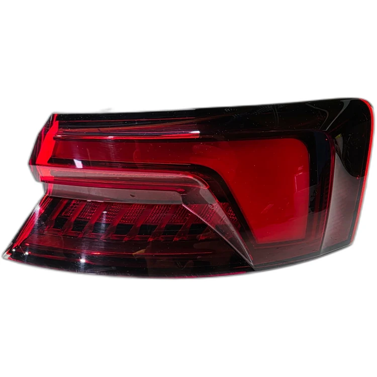 LAMPA PRAWY TYŁ LED W BŁOTNIK AUDI A5 8F SPORTBACK 8W6945092G