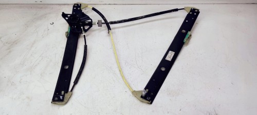 MECHANIZM SZYBY PRAWY PRZÓD AUDI Q3 8U0837462