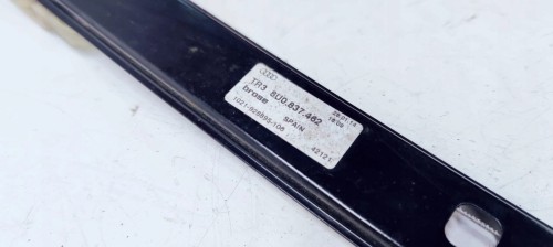 MECHANIZM SZYBY PRAWY PRZÓD AUDI Q3 8U0837462