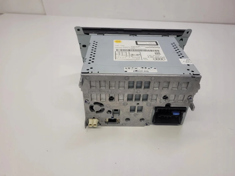 RADIO ZMIENIARKA CD AUDI A4 B8 A5 Q5 8T2035186P