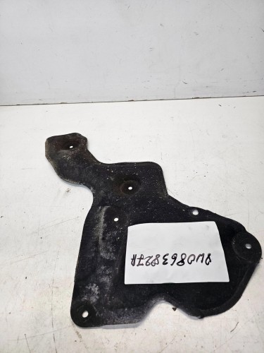 OSŁONA WYGŁUSZENIE LEWE AUDI A4 B9 A5 8W 8W0863827A