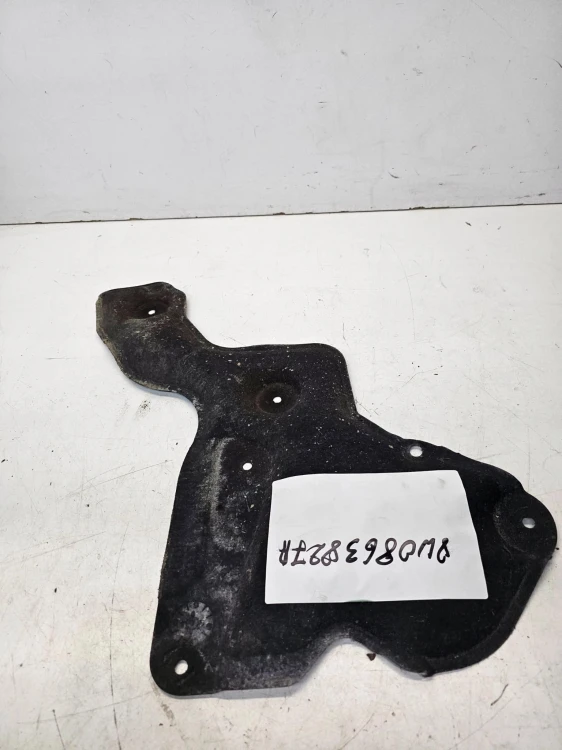 OSŁONA WYGŁUSZENIE LEWE AUDI A4 B9 A5 8W 8W0863827A