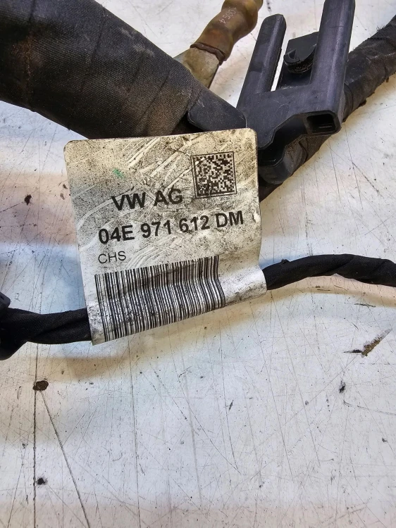WIĄZKA SILNIKA AUDI A3 8V A1 8X VW SEAT SKODA 04E971612DM 1.4 TFSI