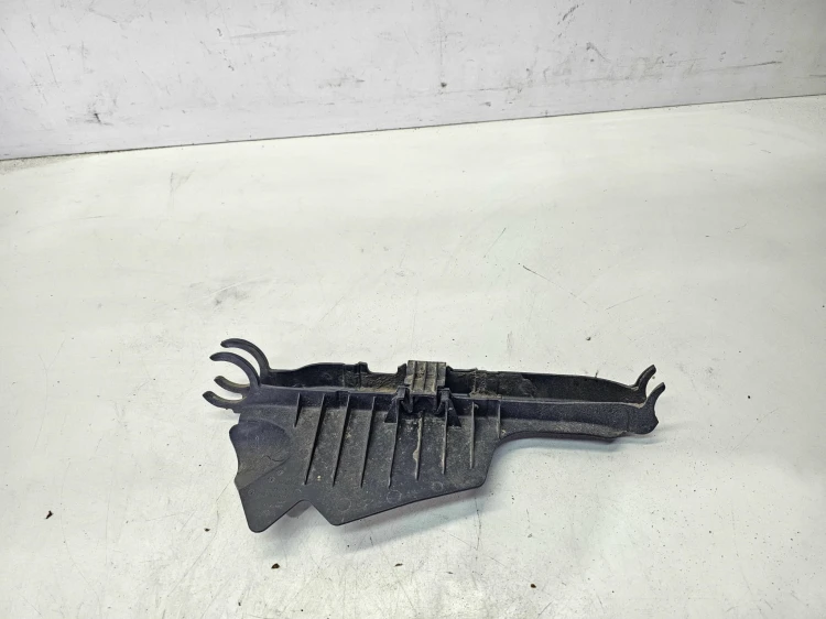 OSŁONA WAHACZA PRAWY TYŁ AUDI A5 F5 8W SPORTBACK 8W0505562B