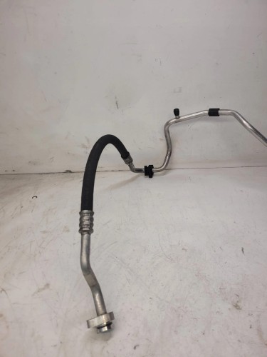 WĄŻ PRZEWÓD KLIMATYZACJI AUDI Q3 8U 8U0820743C
