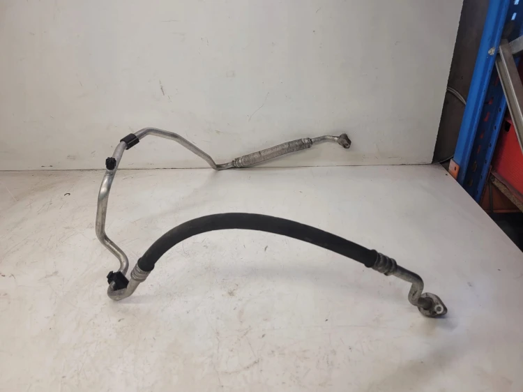 WĄŻ PRZEWÓD KLIMATYZACJI AUDI Q3 8U 8U0820743C