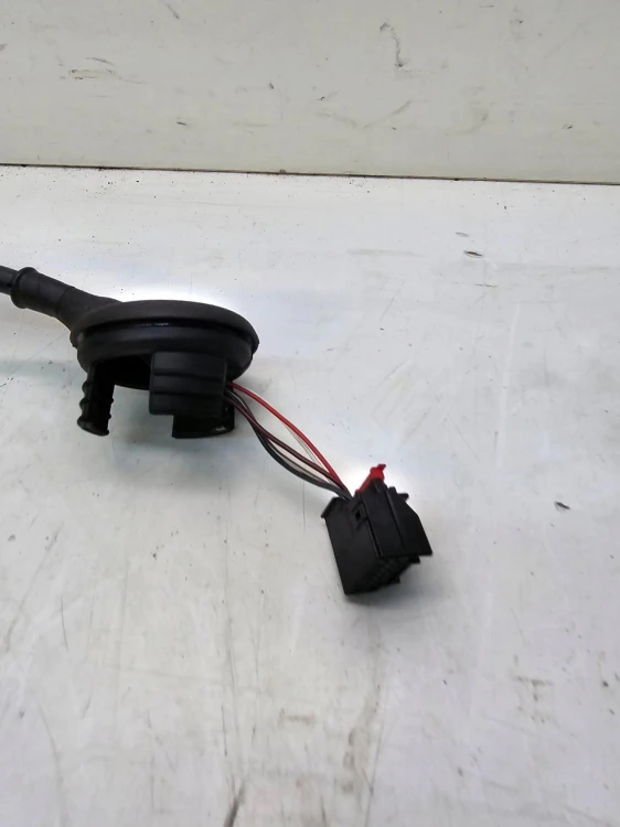 LUSTERKO PRAWE AUDI A6 C6 5-PIN EUROPA LZ7R