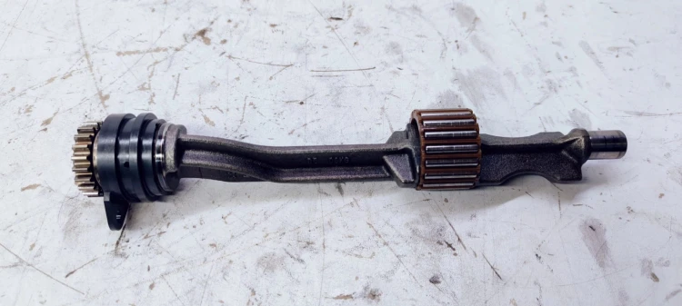 WAŁEK BALANSUJĄCY AUDI A3 VW SEAT 06H103333B