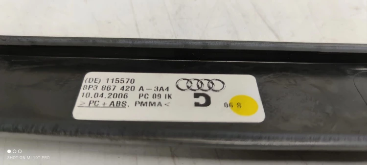 LISTWA DEKOR BOCZKA TYŁ AUDI A3 LIFT 8P3867420A