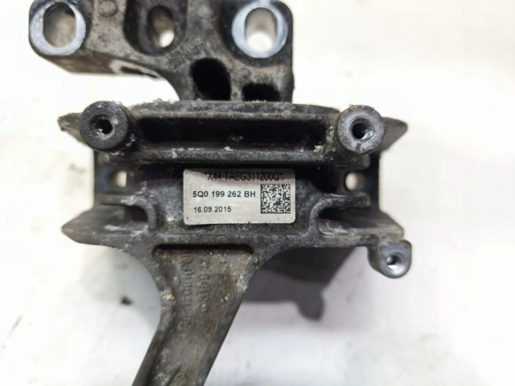 ŁAPA PODUSZKA SILNIKA AUDI VOLKSWAGEN SEAT SKODA 5Q0199262BH