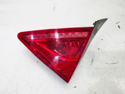 LAMPA PRAWY TYŁ LED W KLAPĘ AUDI A7 4G 4G8945094 1/26