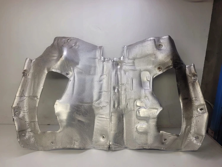 OSŁONA TERMICZNA TUNELU AUDI A4 B9 A5 8W0803979F