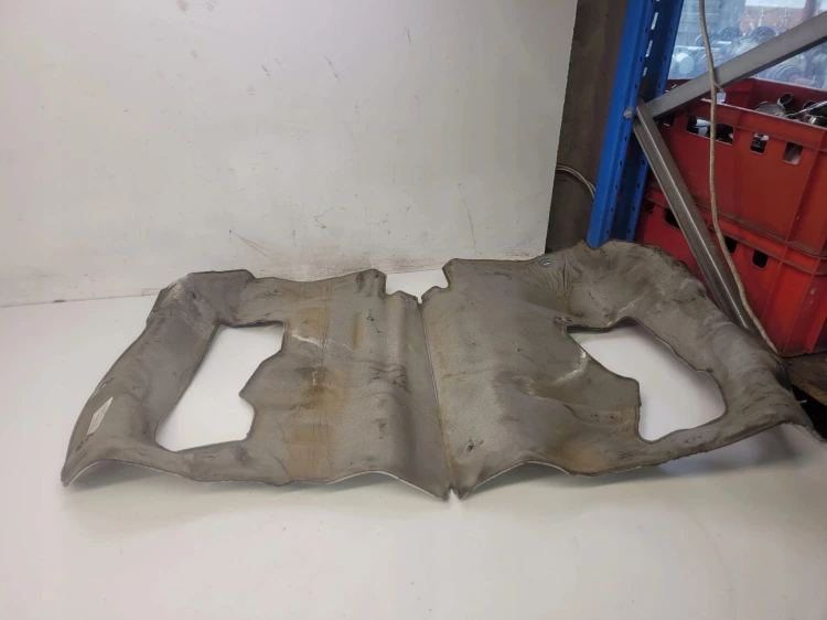 OSŁONA TERMICZNA TUNELU AUDI A4 B9 A5 8W0803979F