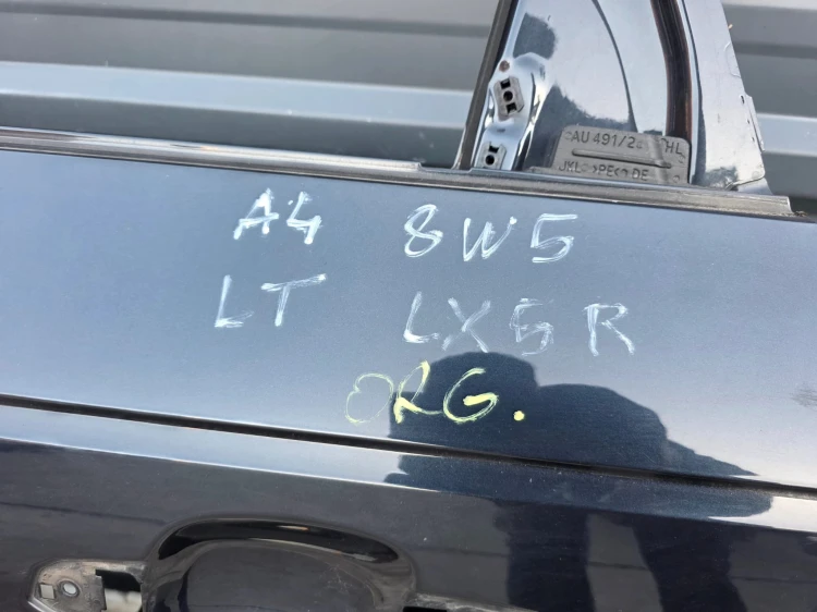DRZWI LEWY TYŁ AUDI A4 B9 LX5R SEDAN 2016-2019 ORYGINAŁ !!!