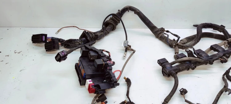 WIĄZKA SILNIKA AUDI A4 B8 A5 8T 1.8 TFSI 8K1971072G