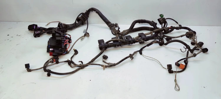 WIĄZKA SILNIKA AUDI A4 B8 A5 8T 1.8 TFSI 8K1971072G